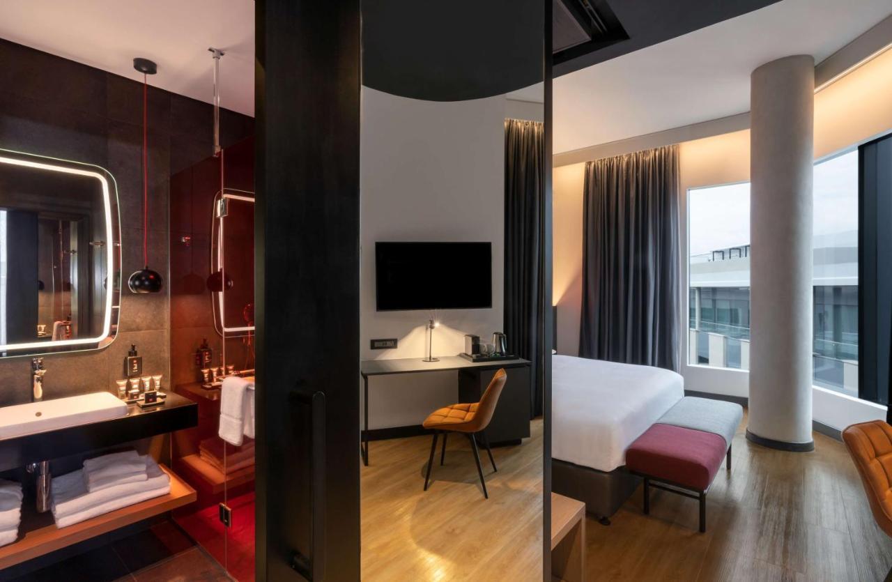 Radisson Red Hotel Johannesburg Rosebank Extérieur photo