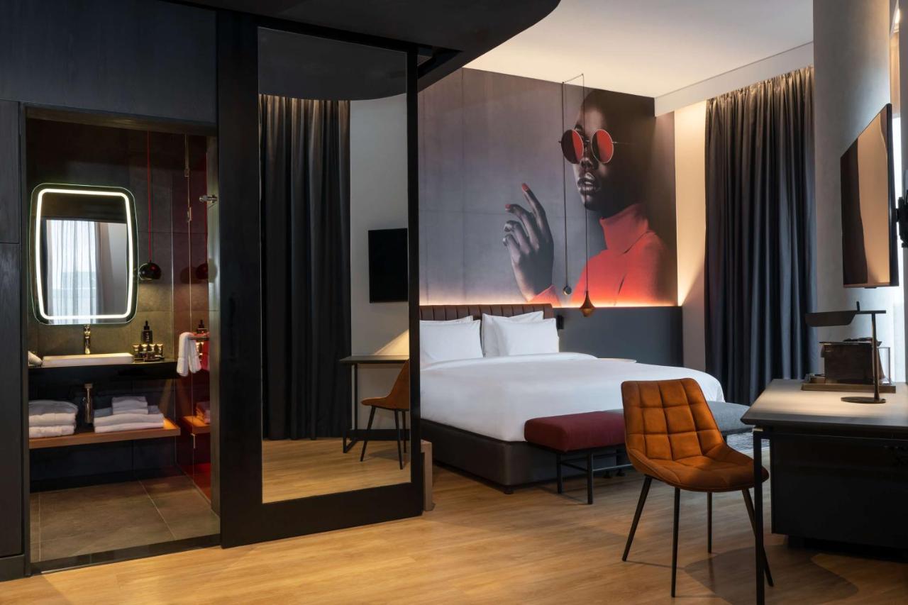 Radisson Red Hotel Johannesburg Rosebank Extérieur photo
