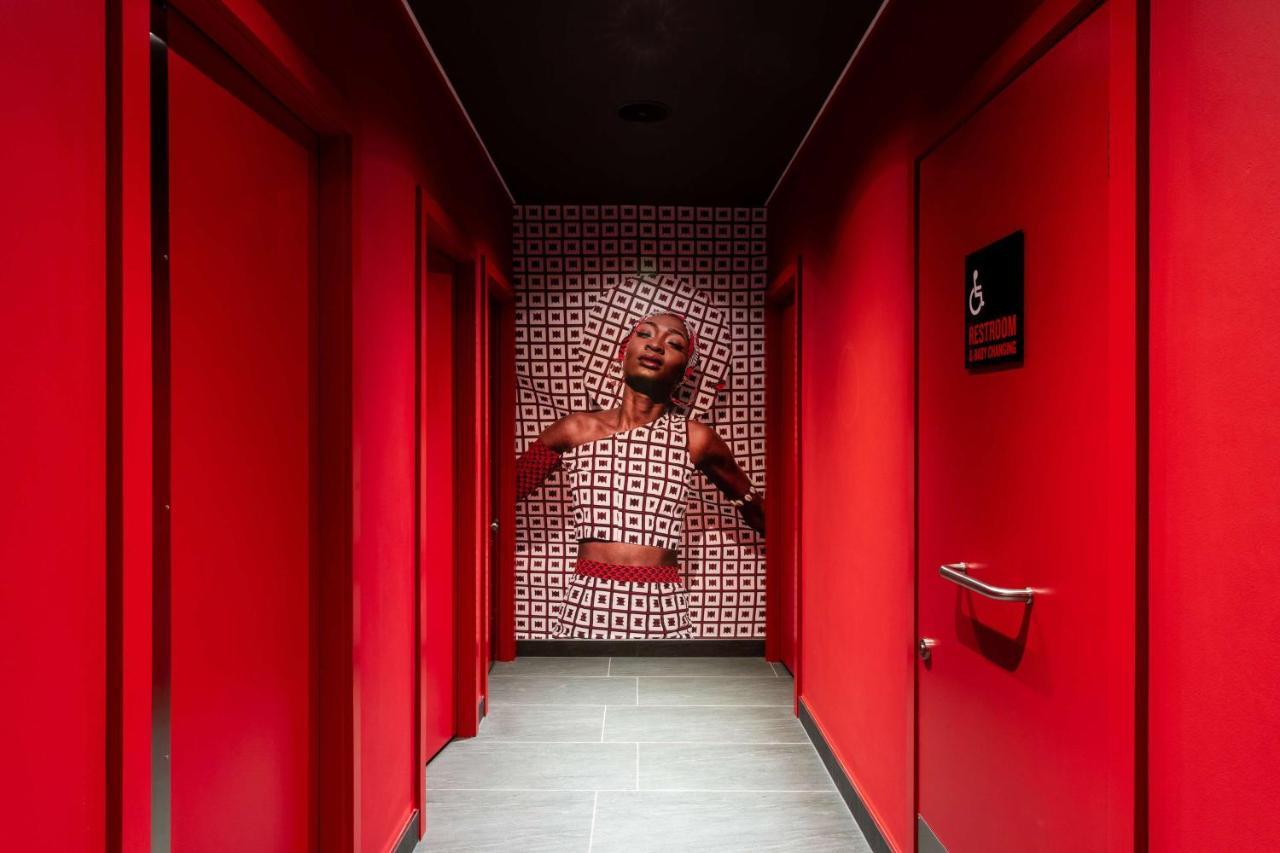 Radisson Red Hotel Johannesburg Rosebank Extérieur photo
