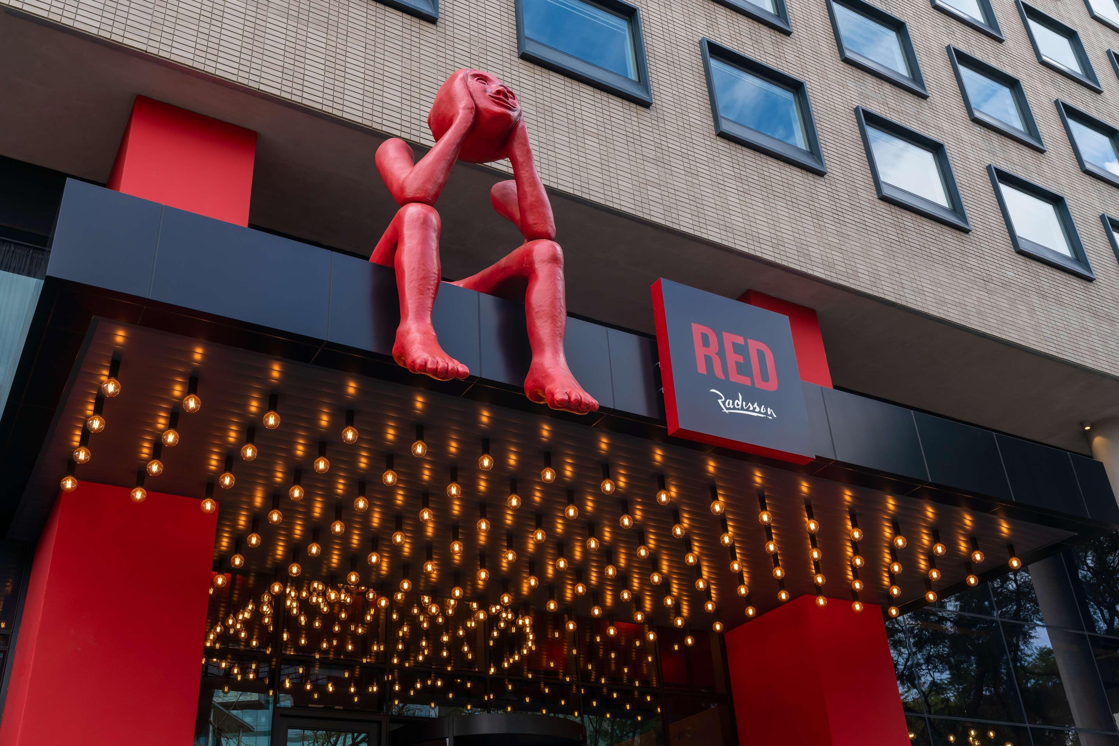 Radisson Red Hotel Johannesburg Rosebank Extérieur photo