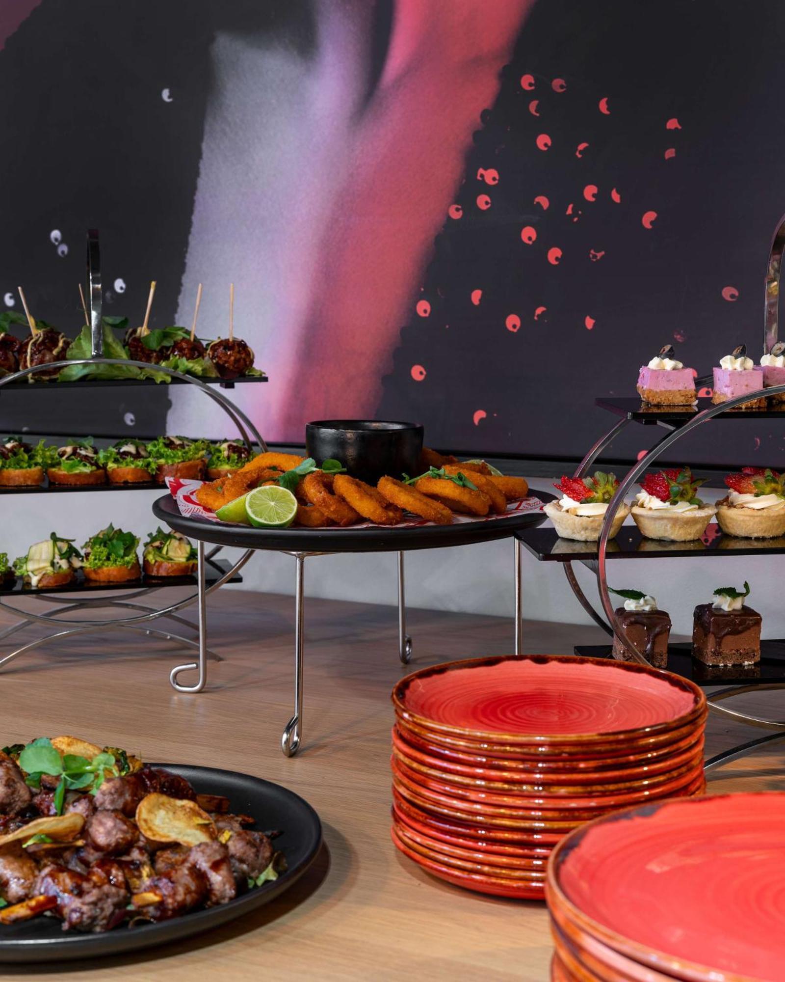 Radisson Red Hotel Johannesburg Rosebank Extérieur photo